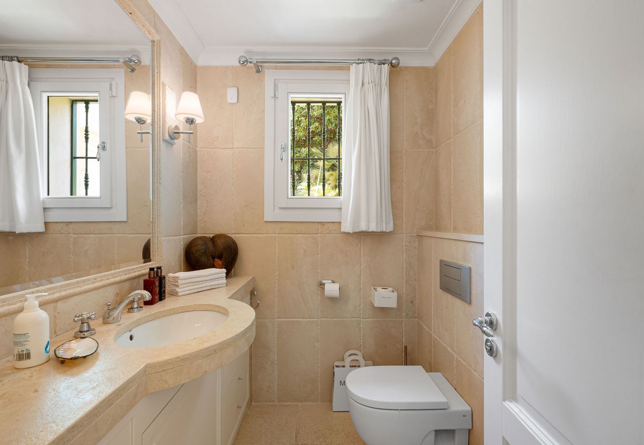 Villa in Marbella - RVL53958 Cascada de Camojan