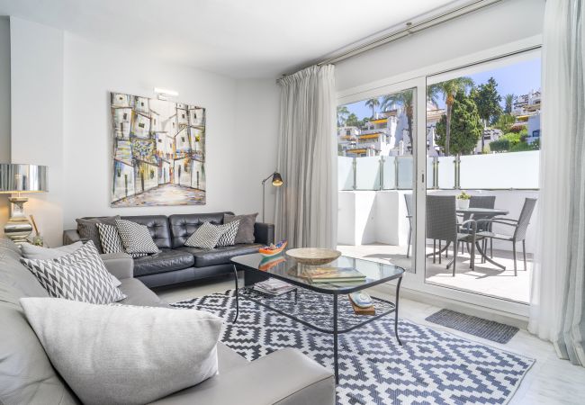 Ferienwohnung in Nueva andalucia - RAL33559 Ivy Residences