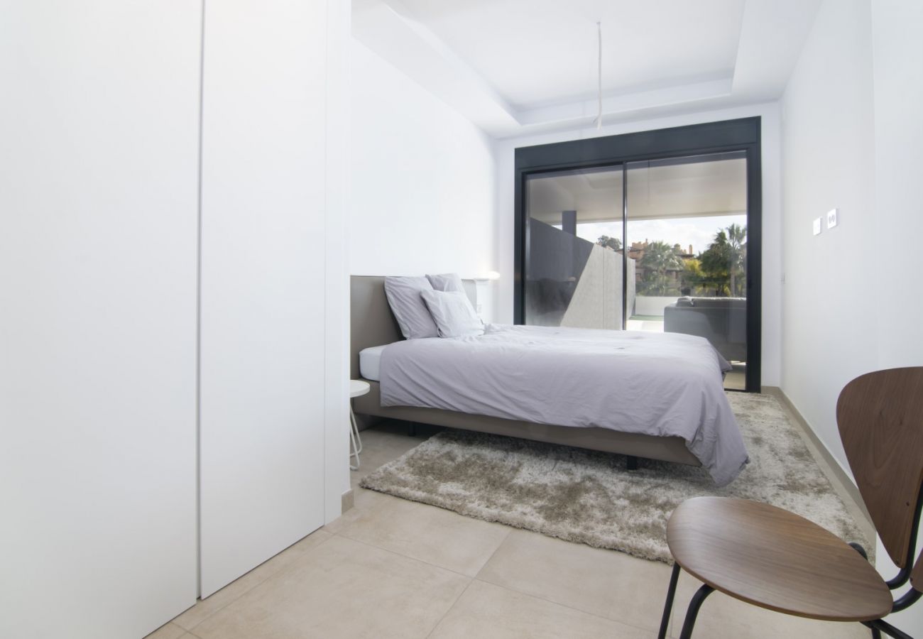 Ferienwohnung in Estepona - RA33709 El Campanario Hills