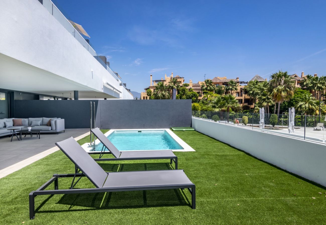 Ferienwohnung in Estepona - RA33709 El Campanario Hills