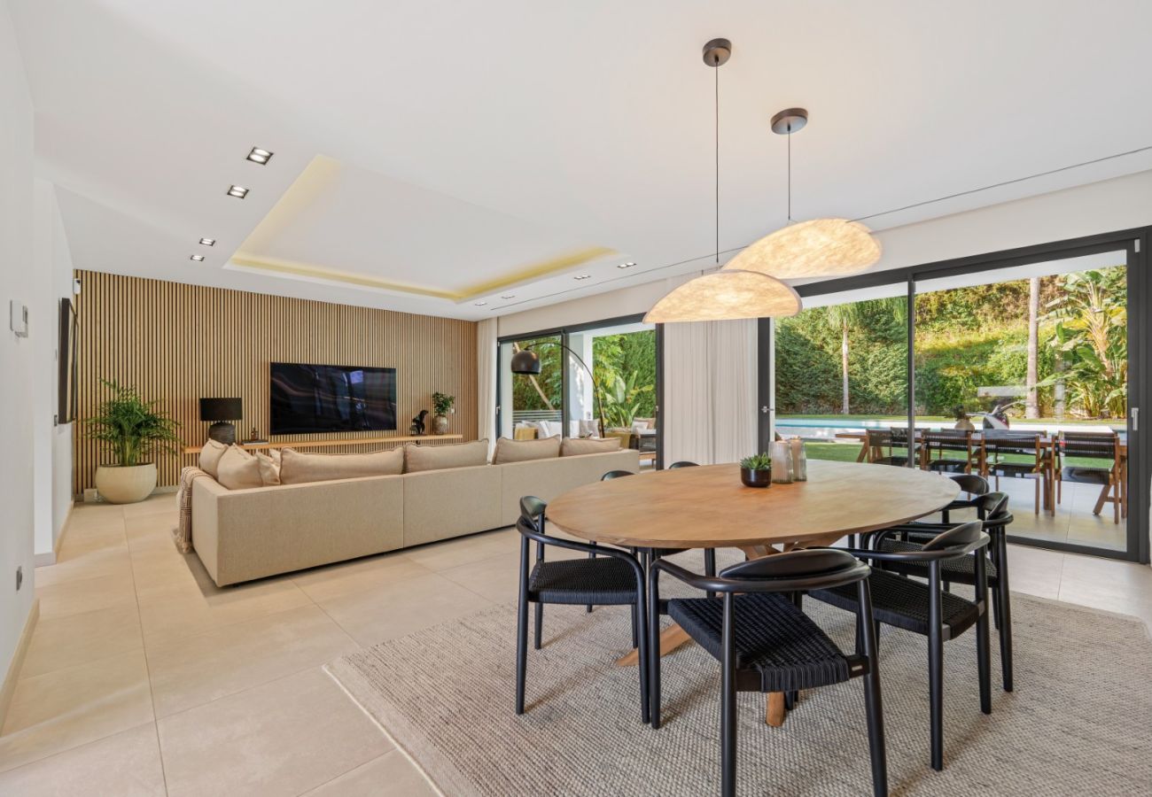 Villa in Neu-Andalusien - RV53717 Villa Gardenias