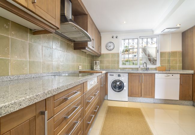 Ferienwohnung in Nueva andalucia - RA23832 Royal Garden Ferienwohnung in Nueva andalucia - RA23832 Royal Garden