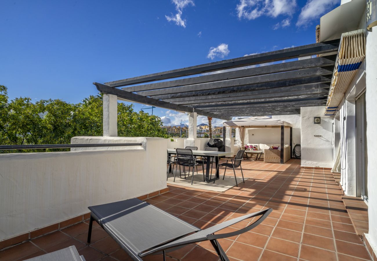 Ferienwohnung in San Pedro de Alcántara - RA23854 La Goleta