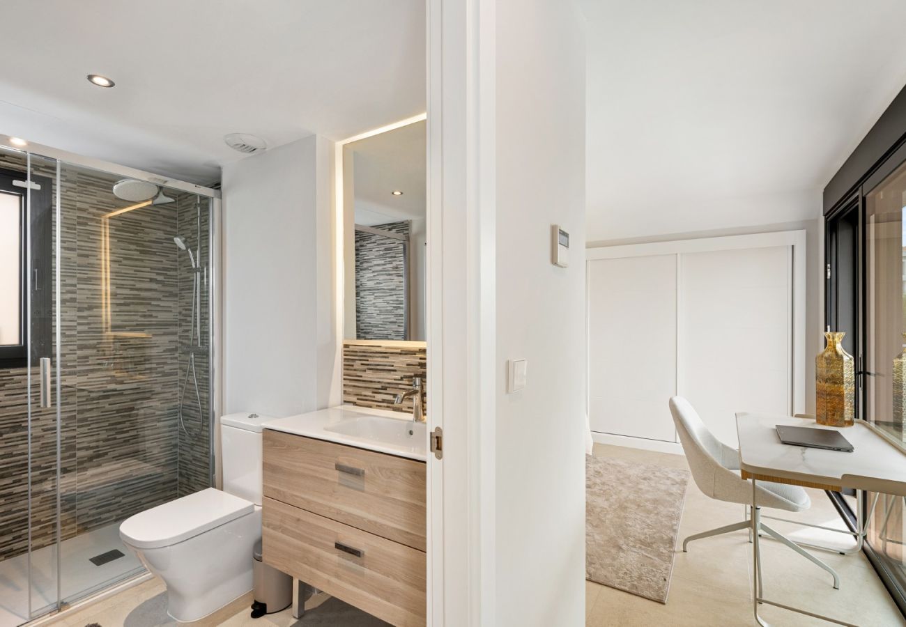 Ferienwohnung in Estepona - RA33982 Ágora