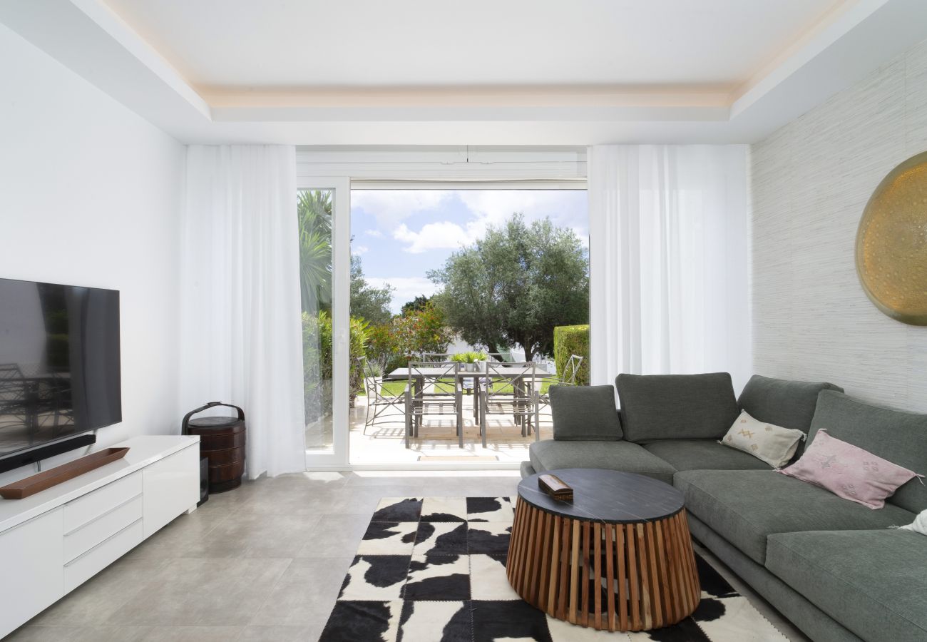 Casa adosada en Nueva andalucia - RAL33951 Los Algarrobos