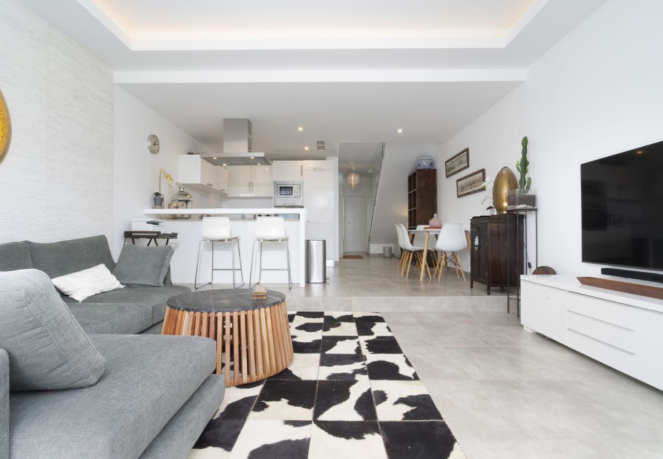 Casa adosada en Nueva andalucia - RAL33951 Los Algarrobos