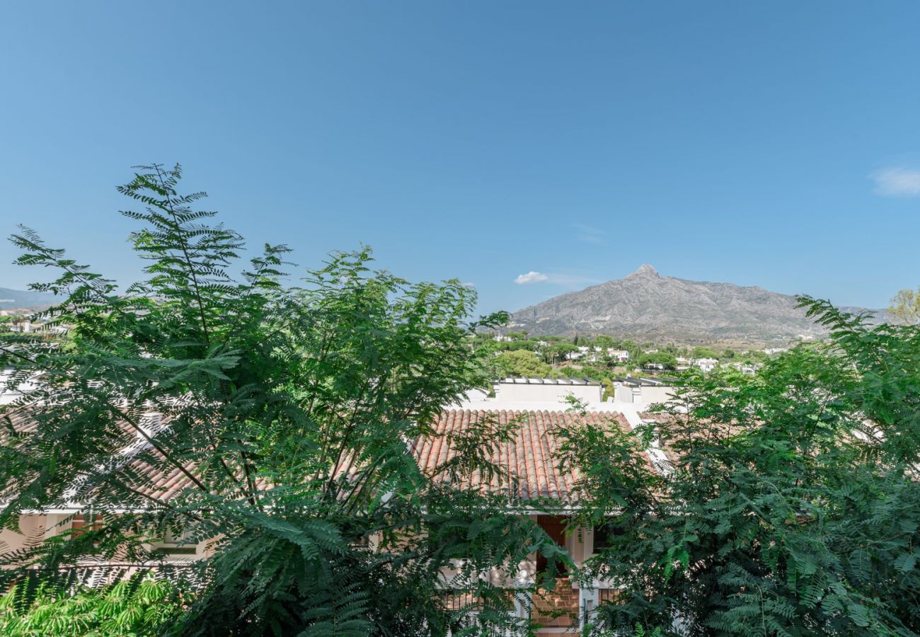 Apartamento en Nueva andalucia - RA23380 Aloha Gardens