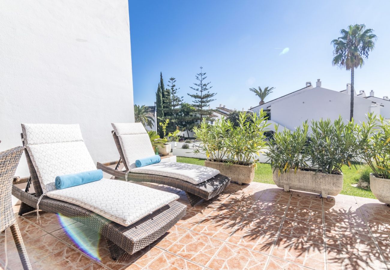 Apartamento en Nueva andalucia - RA23107 Andalucia Garden Club