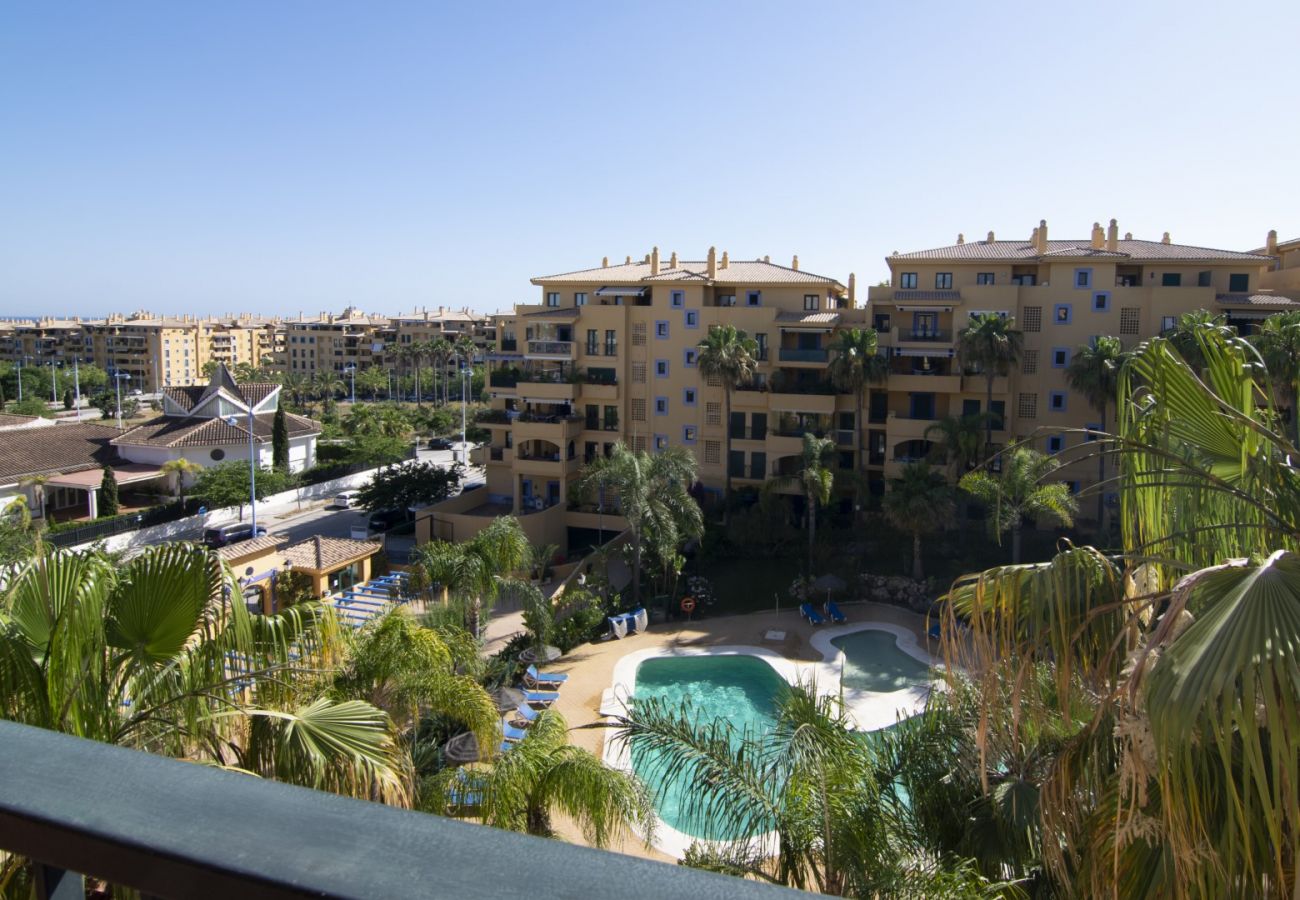 Apartamento en San Pedro de Alcántara - RA23668 Los Almendros II