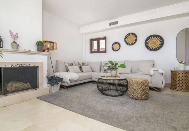 Apartamento en San Pedro de Alcántara - RA43629 Edif. Noray Apartamento en San Pedro de Alcántara - RA43629 Edif. Noray