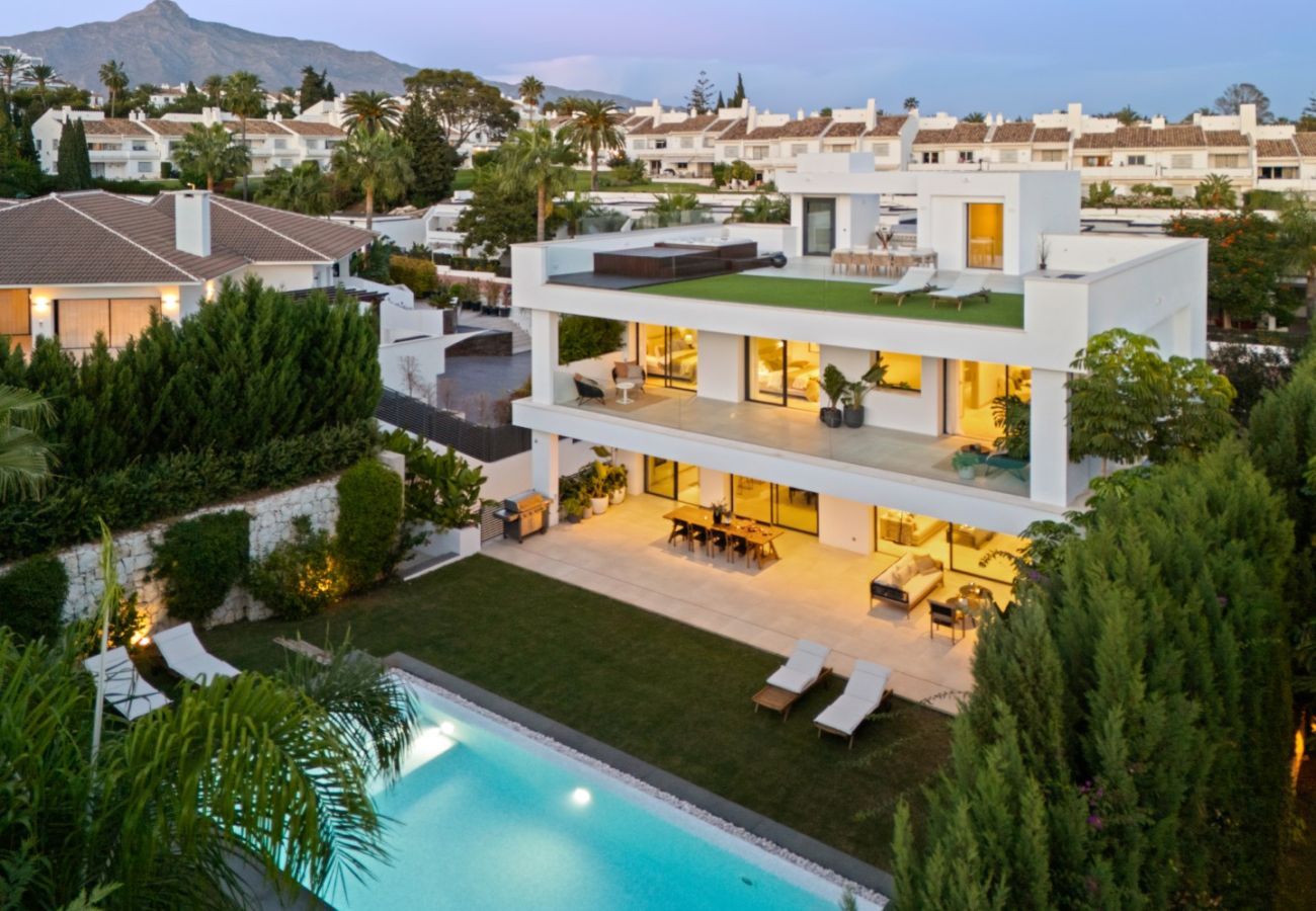 Villa en Nueva andalucia - RV53717 Villa Gardenias