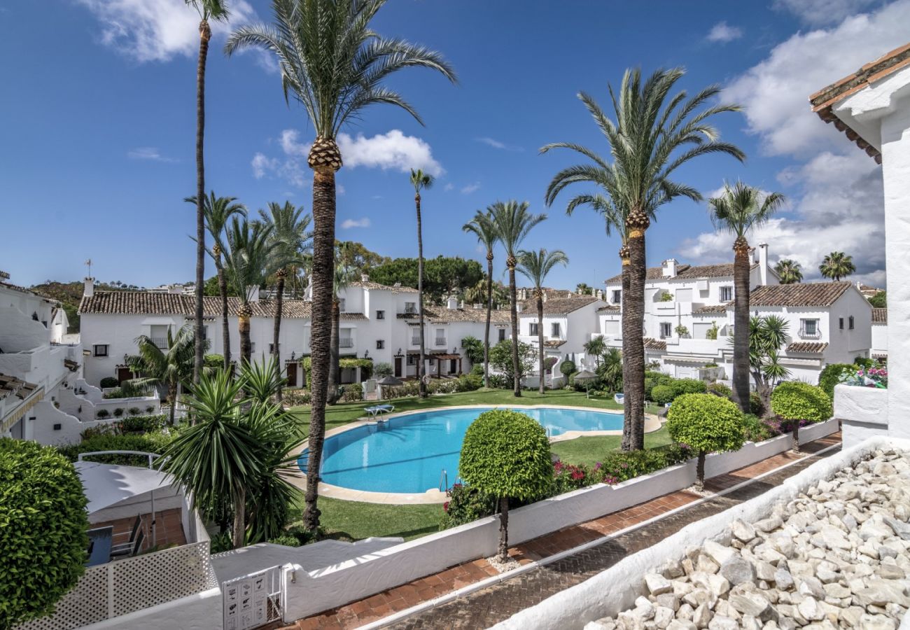 Casa adosada en Nueva andalucia - RA33761 Los Naranjos Country Club