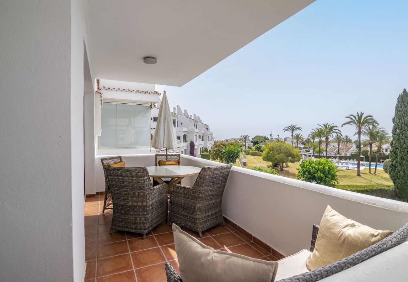 Apartamento en Nueva andalucia - RA23832 Royal Garden