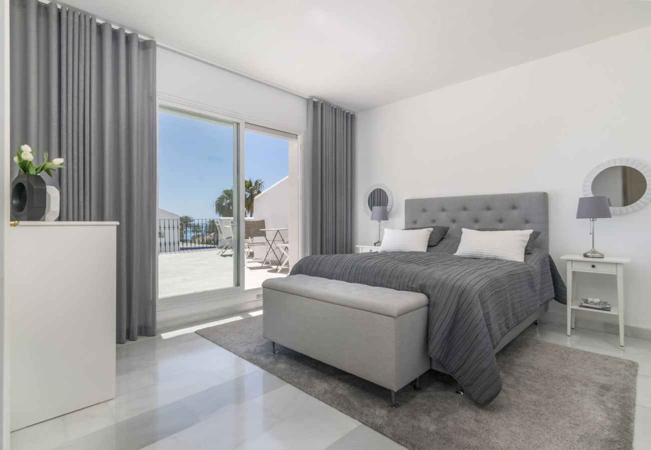 Apartamento en San Pedro de Alcántara - RA23824 La Rada