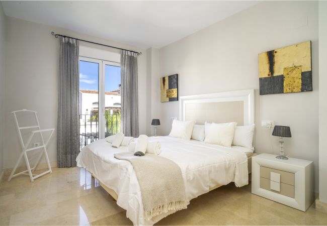 Apartamento en San Pedro de Alcántara - RA23854 La Goleta Apartamento en San Pedro de Alcántara - RA23854 La Goleta