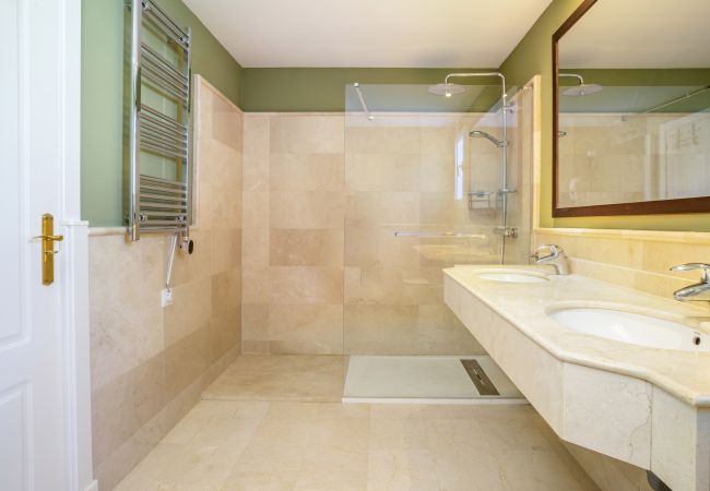 Apartamento en San Pedro de Alcántara - RA23854 La Goleta Apartamento en San Pedro de Alcántara - RA23854 La Goleta