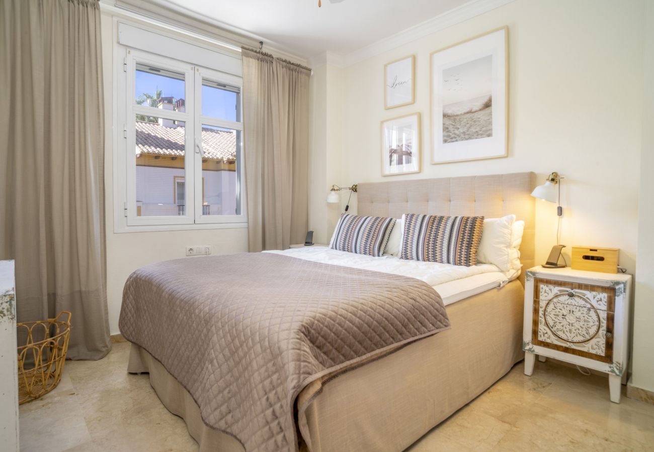 Casa adosada en Puerto Banus - RA33857 Costa Azalea