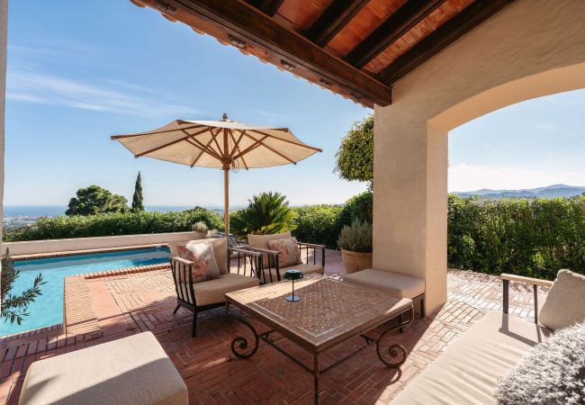 Villa en Benahavís - RV53888 Madroñal 1