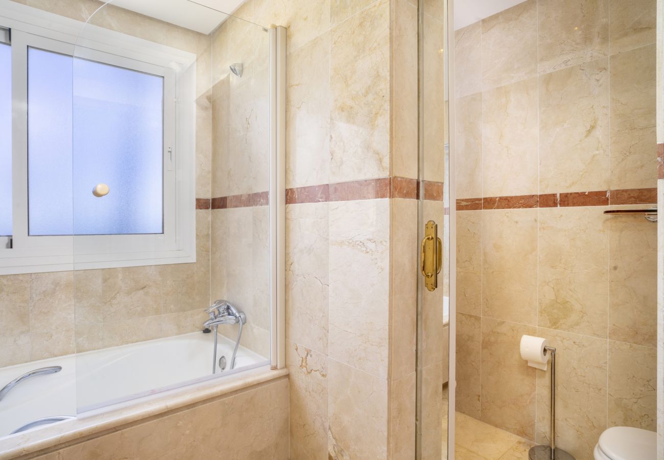 Apartamento en Estepona - RA33889 Costalita