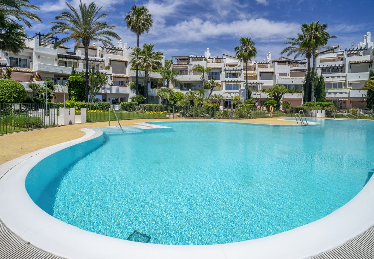 Apartamento en Estepona - RA33889 Costalita