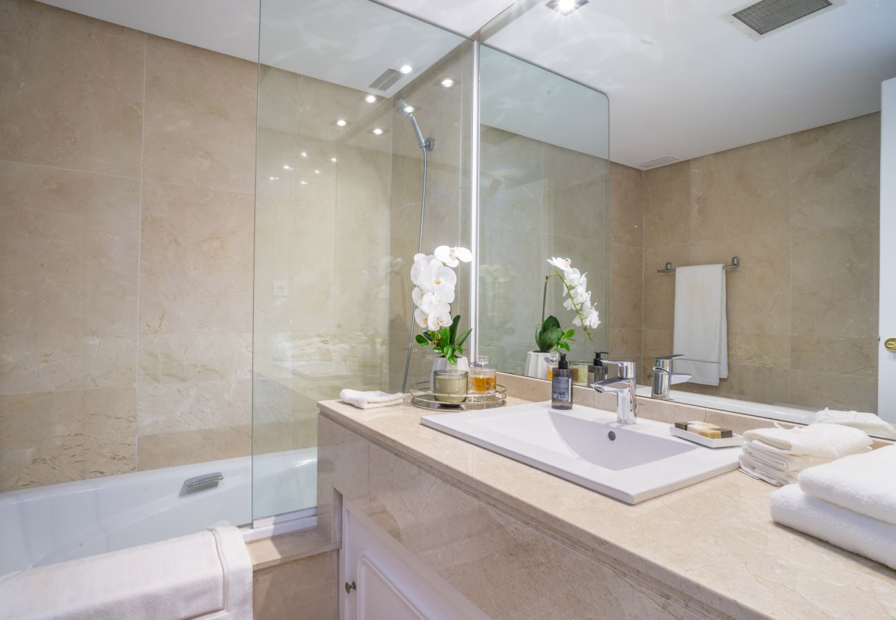 Apartamento en Marbella - RA33890 Coto Real