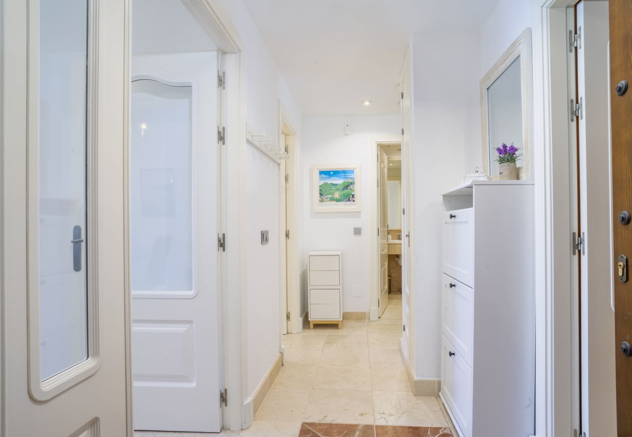 Apartamento en Estepona - RA23896 Benatalaya
