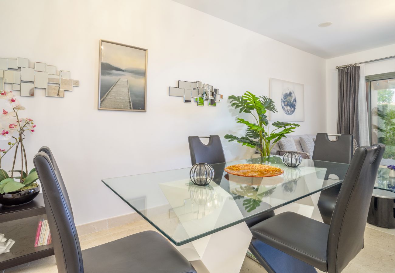 Apartamento en Estepona - RA23896 Benatalaya