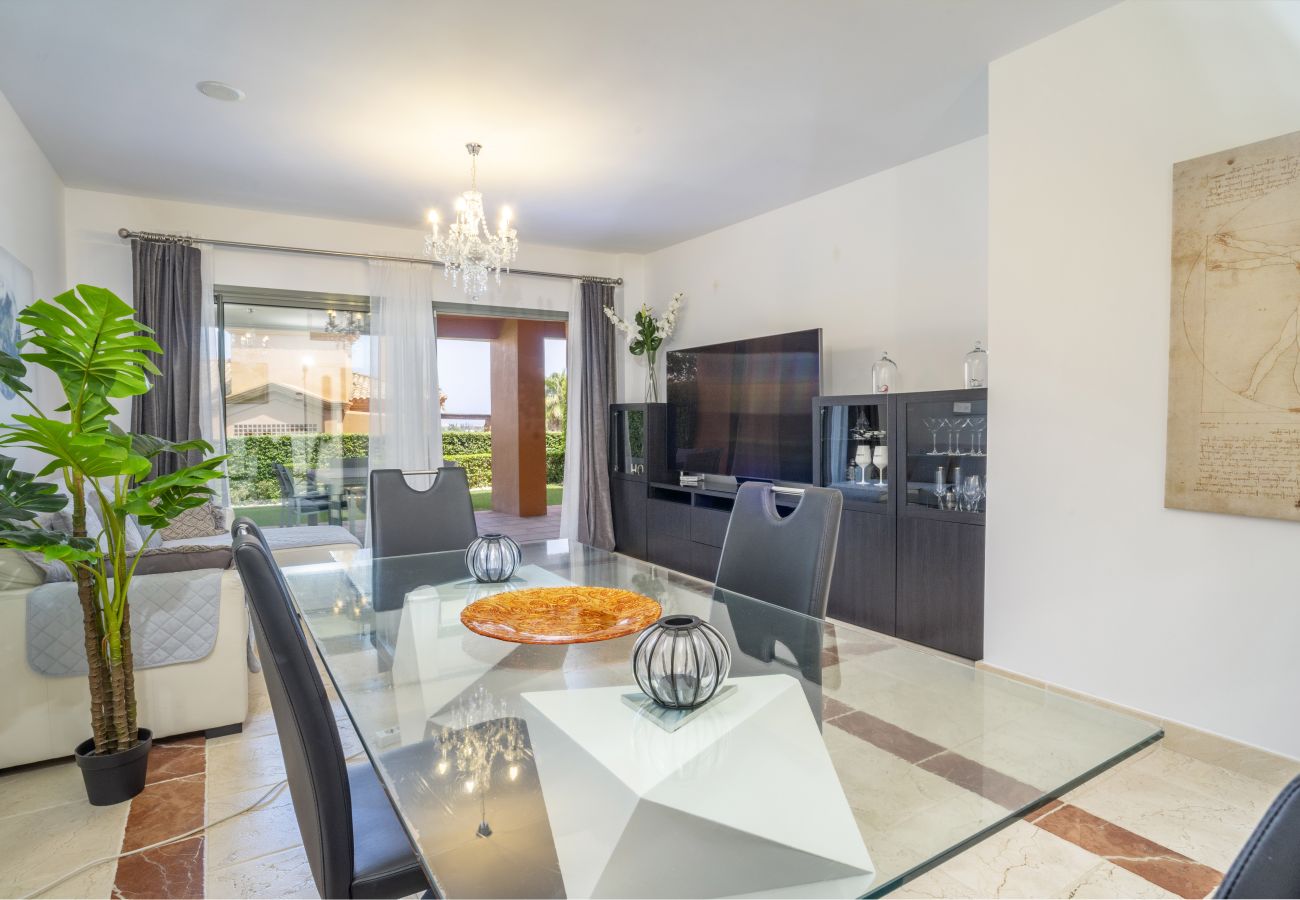 Apartamento en Estepona - RA23896 Benatalaya