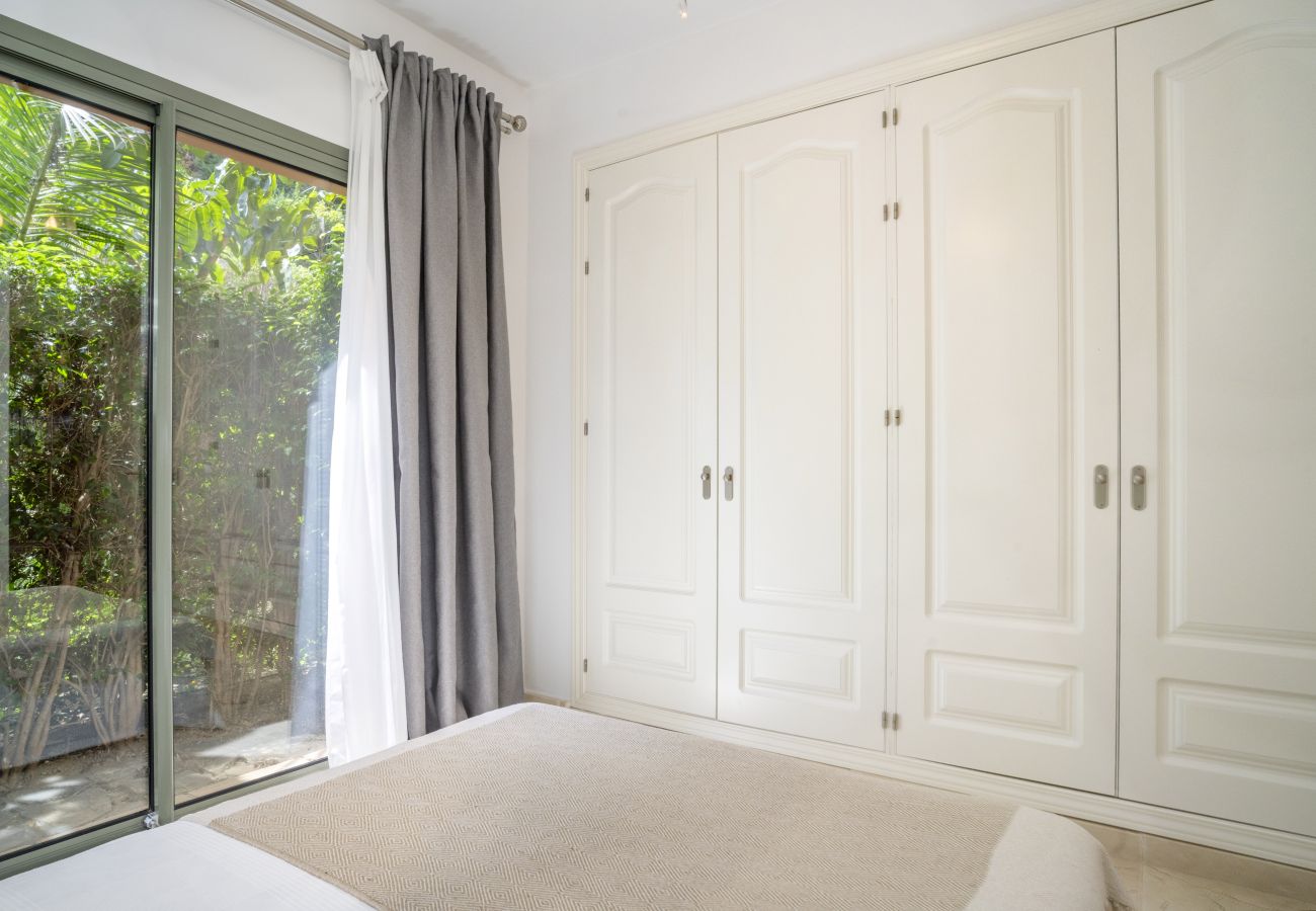 Apartamento en Estepona - RA23896 Benatalaya