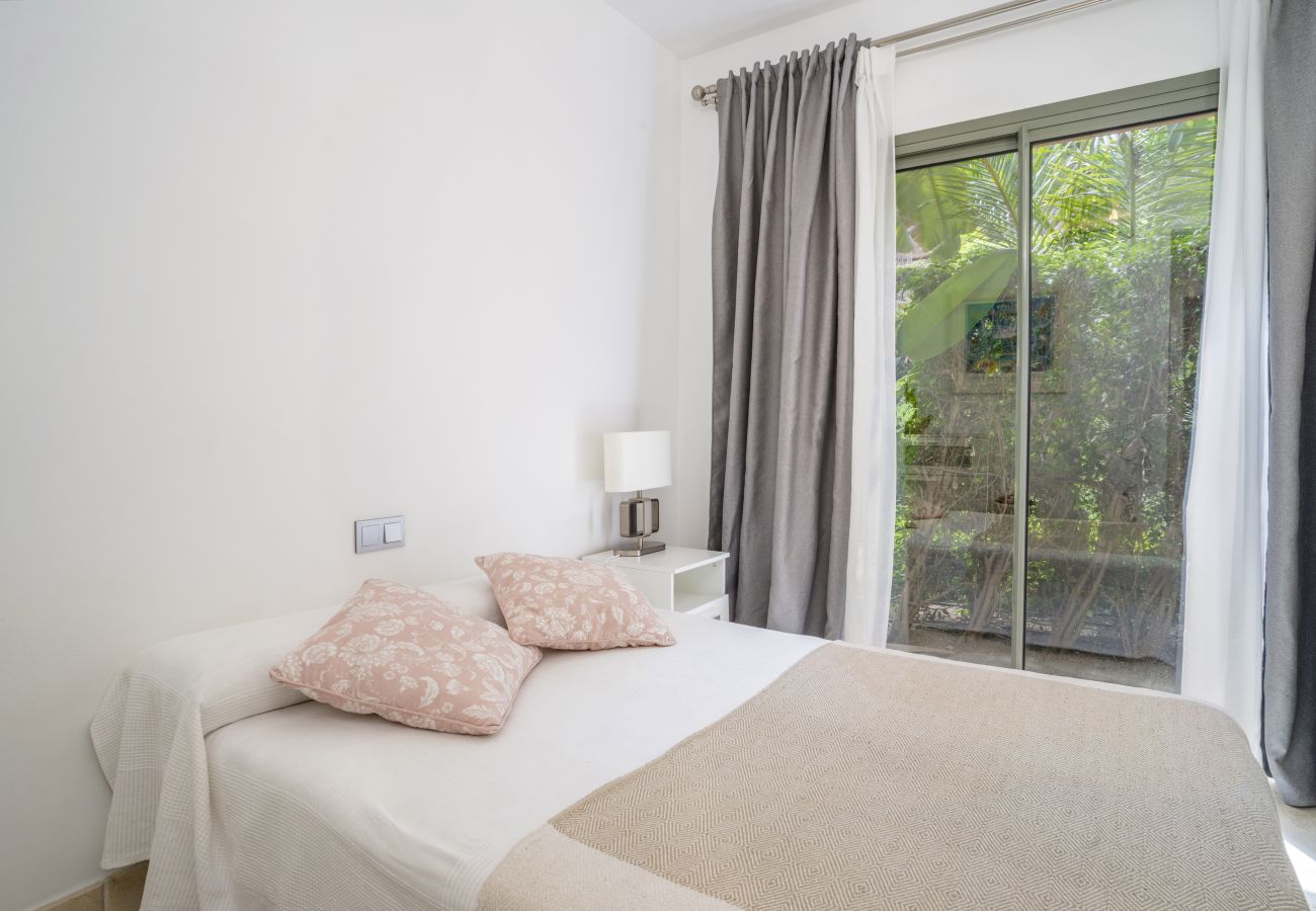 Apartamento en Estepona - RA23896 Benatalaya