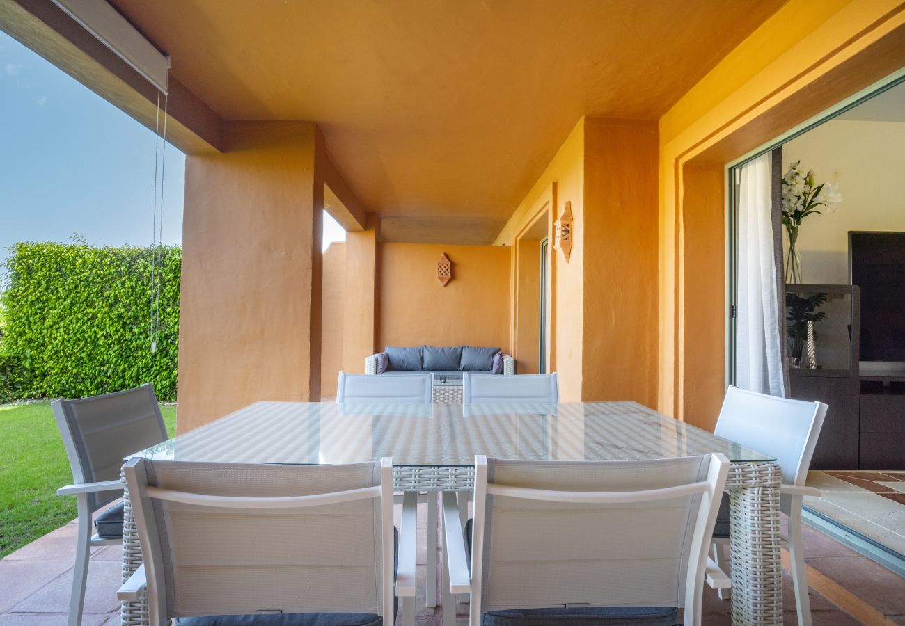 Apartamento en Estepona - RA23896 Benatalaya