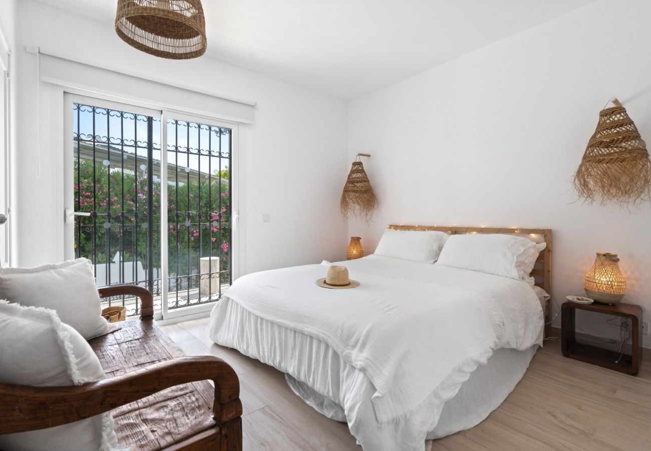 Casa adosada en Nueva andalucia - RA33908 Las Pérgolas