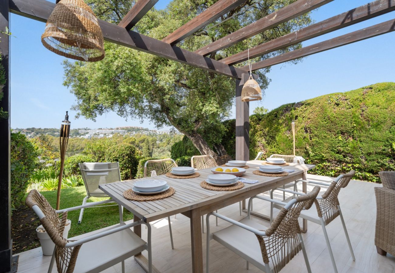 Casa adosada en Nueva andalucia - RA33908 Las Pérgolas