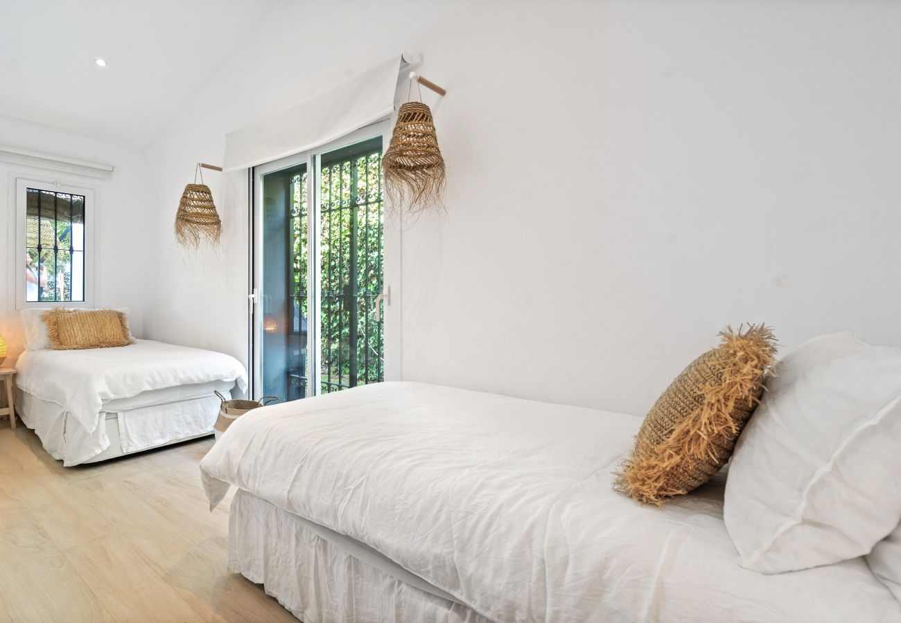 Casa adosada en Nueva andalucia - RA33908 Las Pérgolas
