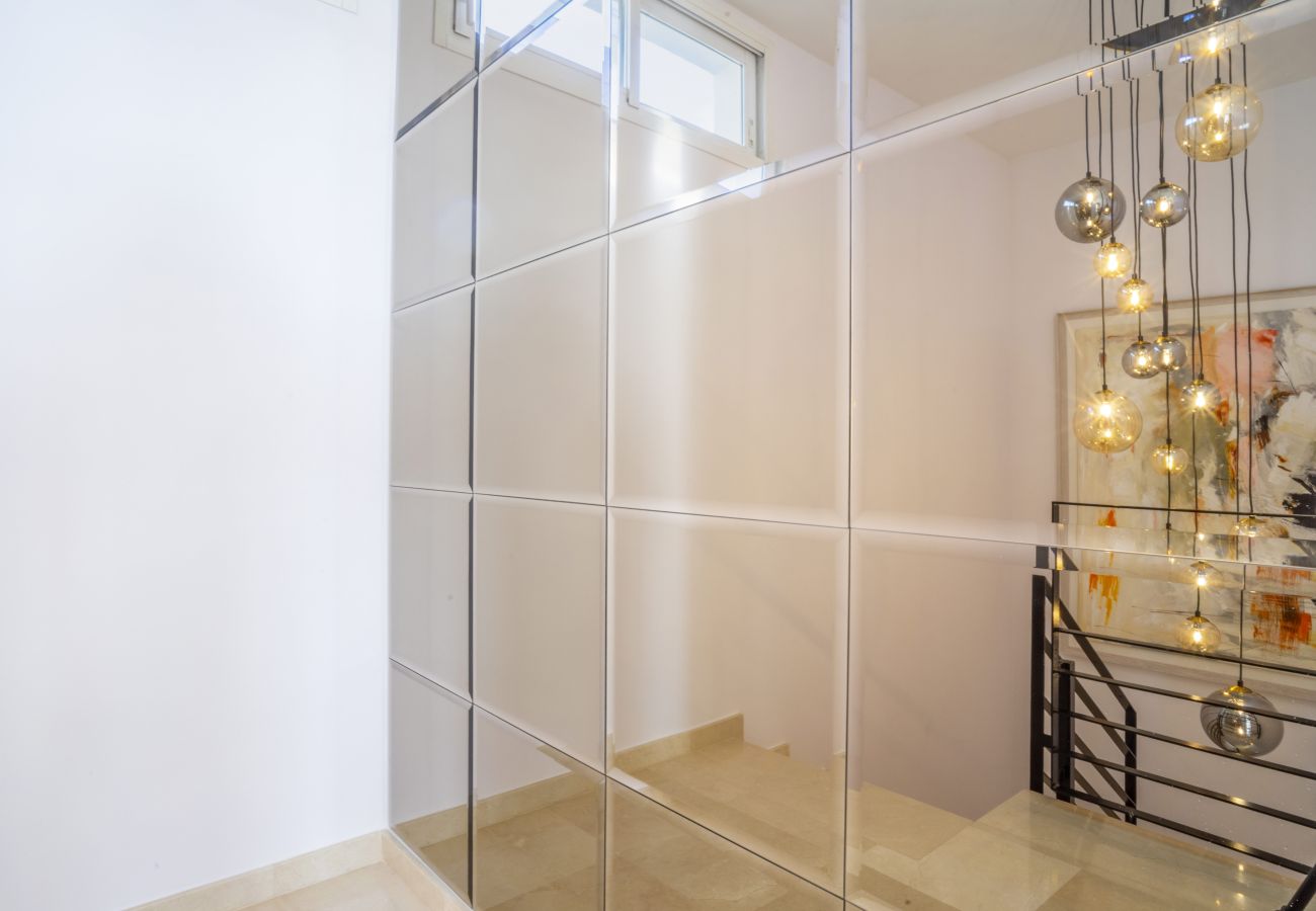 Apartamento en Benahavís - RA33913 Altos de La Quinta