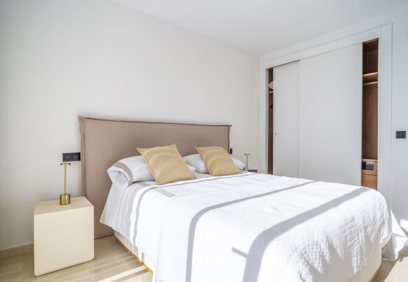 Apartamento en Benahavís - RA33913 Altos de La Quinta