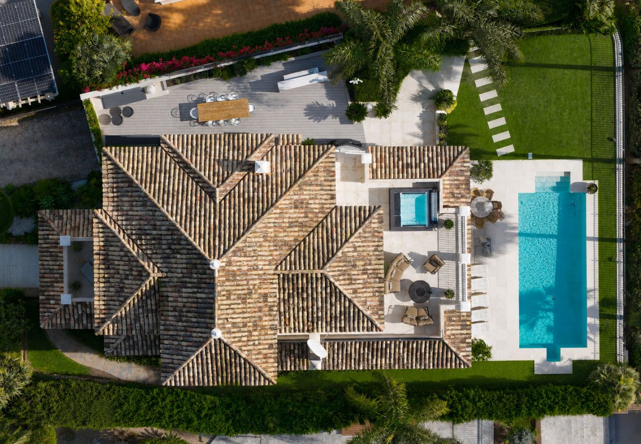 Villa en Nueva andalucia - RV63954 Villa Vistas del Golf