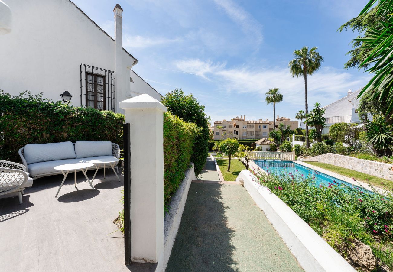 Apartamento en Marbella - RA33947 Montepiedra
