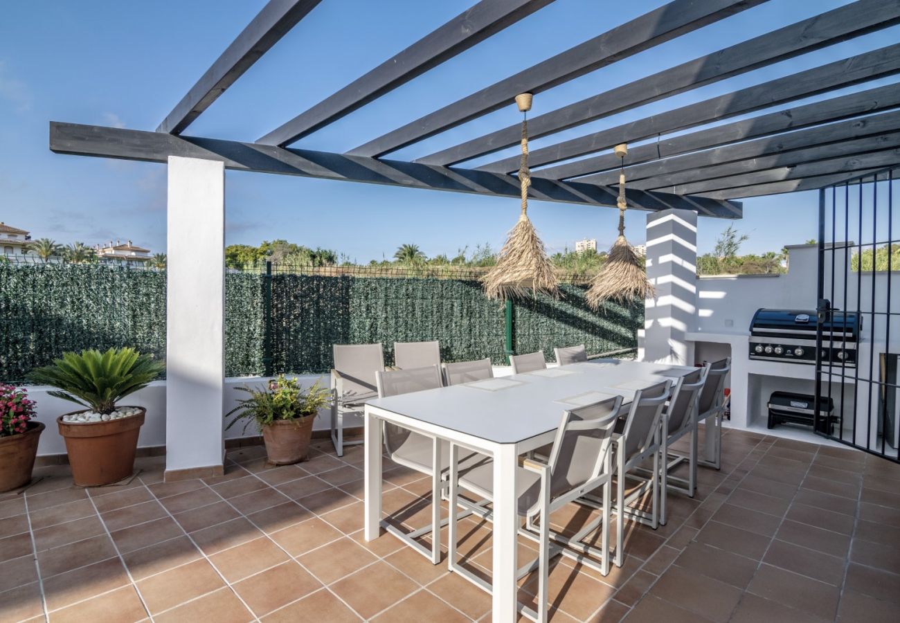 Maison mitoyenne à Nueva andalucia - RV33763 Los Naranjos de Marbella