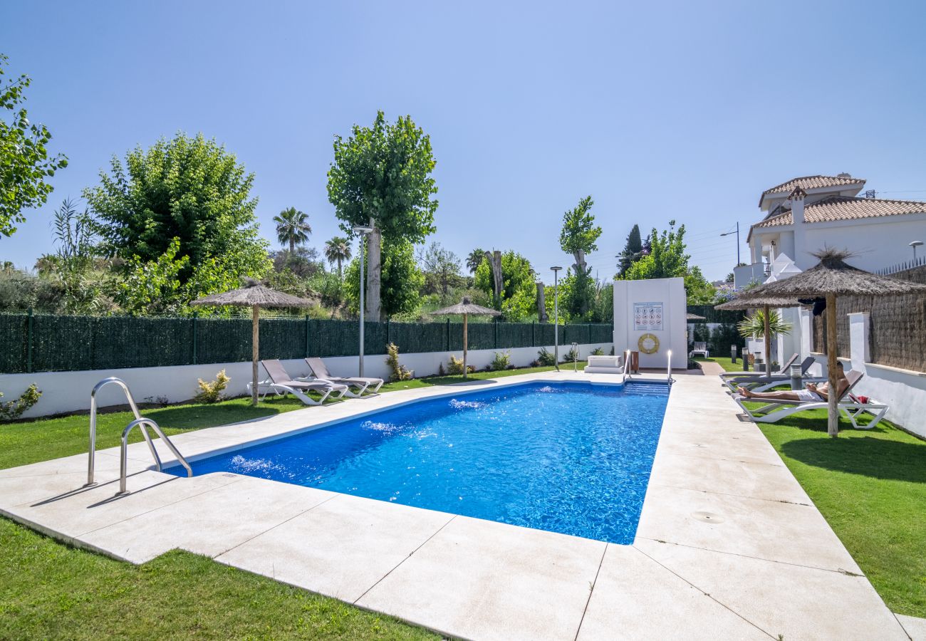 Maison mitoyenne à Nueva andalucia - RV33763 Los Naranjos de Marbella