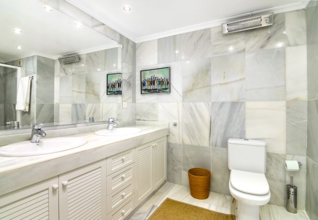 Appartement à Nueva andalucia - RA23832 Royal Garden Appartement à Nueva andalucia - RA23832 Royal Garden