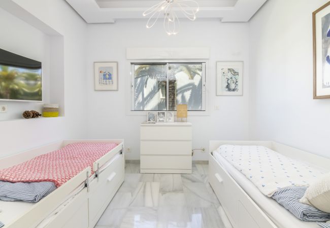 Maison mitoyenne à Nueva andalucia - RA43645 Los Potros Maison mitoyenne à Nueva andalucia - RA43645 Los Potros
