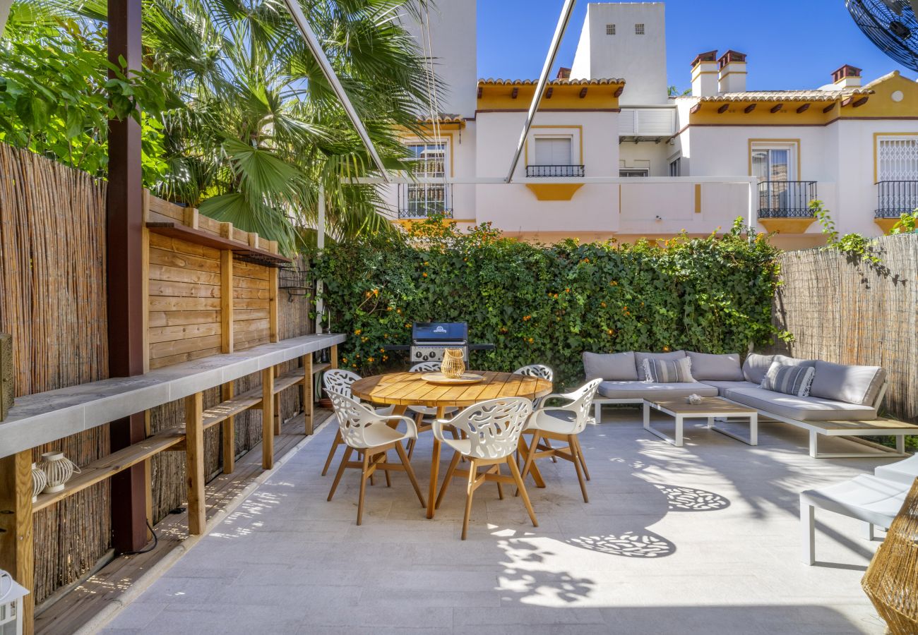 Maison mitoyenne à Puerto Banus - RA33857 Costa Azalea