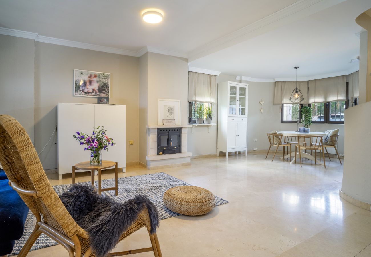 Maison mitoyenne à Nueva andalucia - RA33931 Las Buganvillas