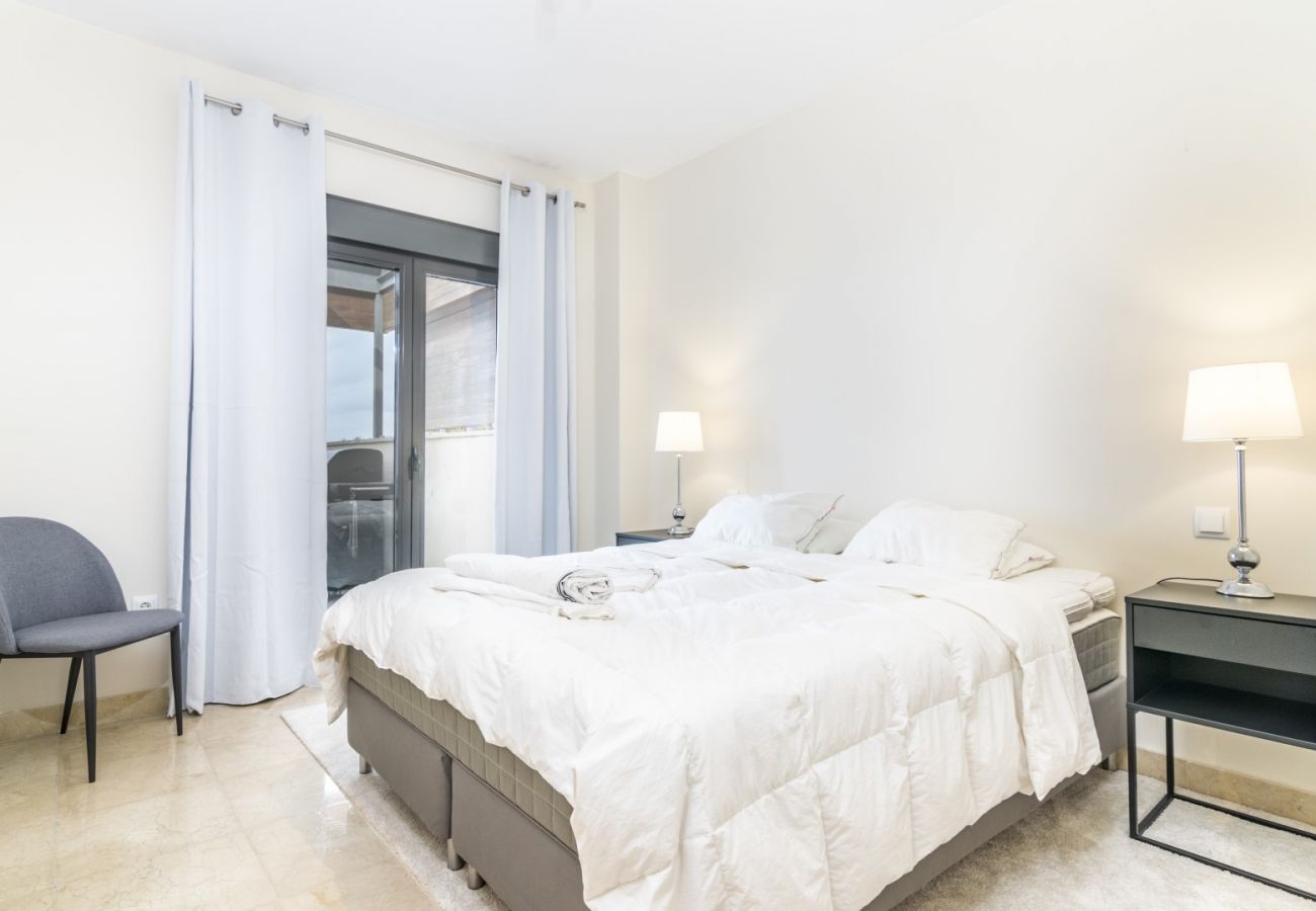 Appartement à Estepona - Contemporary penthouse in luxurious complex