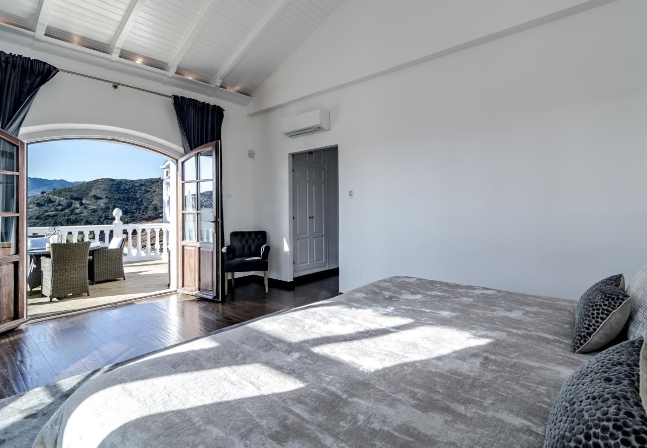 Villa à Benahavís - RVL43918 Villa Alegria