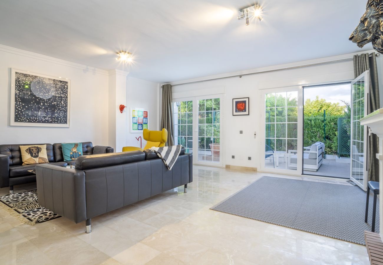 Maison mitoyenne à Nueva andalucia - RAL33928 Aloha Pueblo