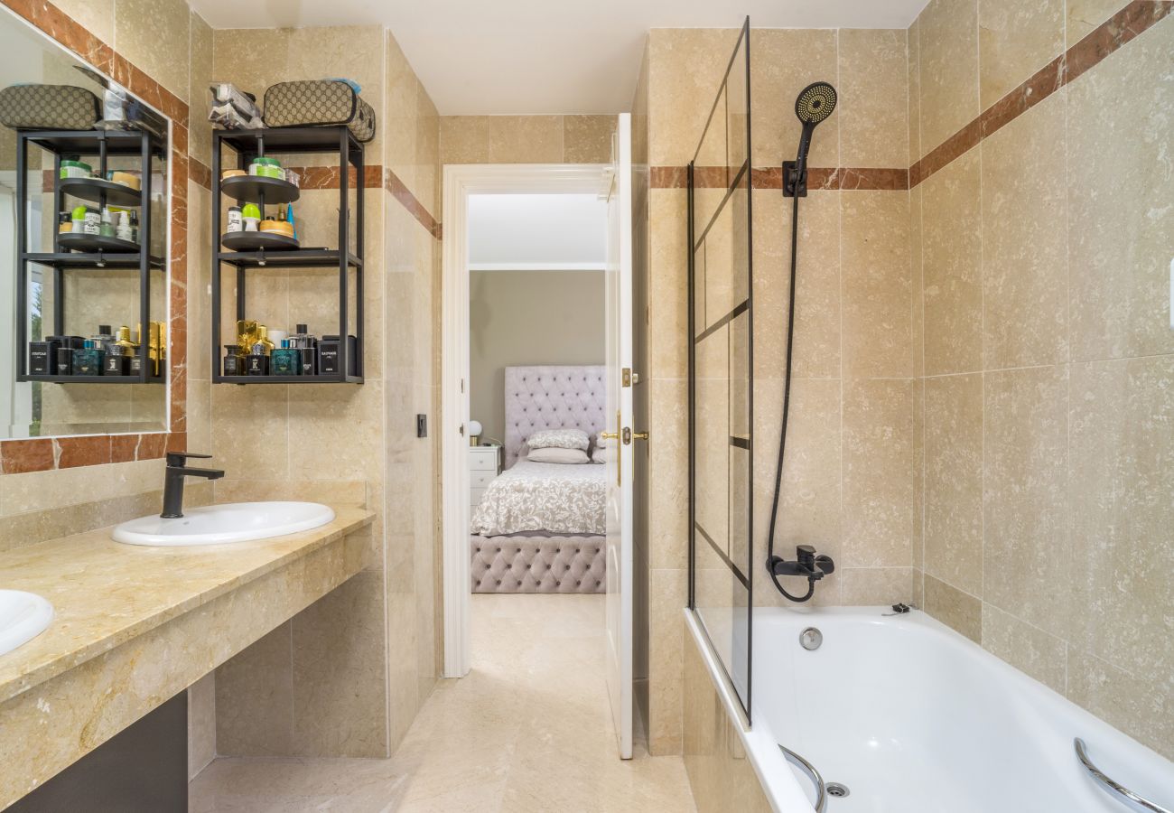 Maison mitoyenne à Nueva andalucia - RAL43965 Condes de Iza