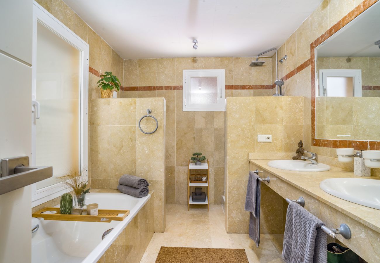 Maison mitoyenne à Nueva andalucia - RAL43966 Condes de Iza