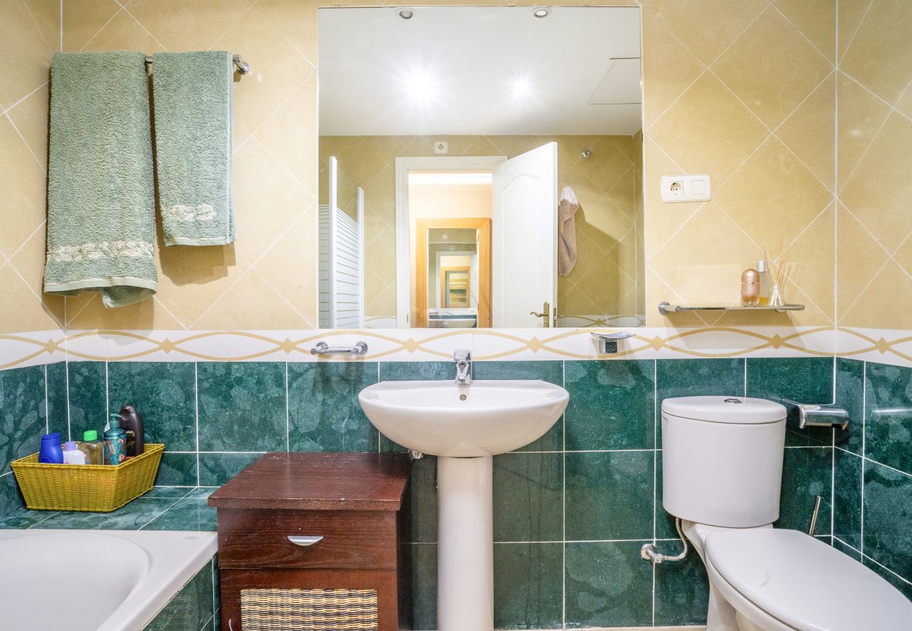 Apartment in Puerto Banus - RAL23903 El Embrujo Playa